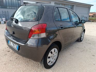 Toyota Yaris 1.3 benzina