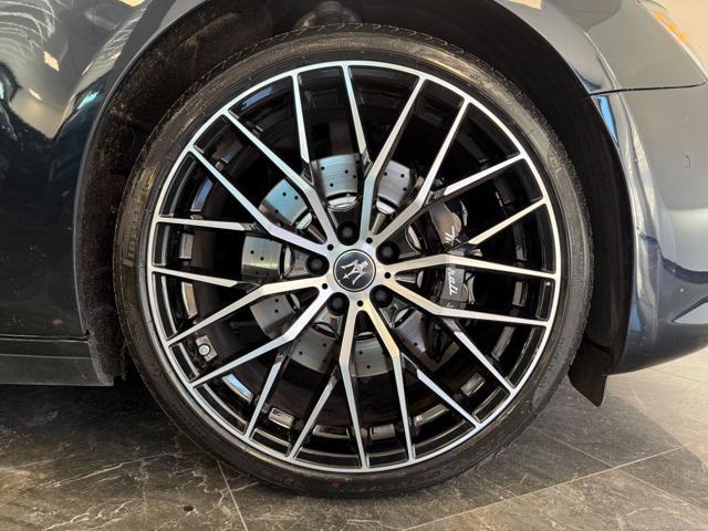 MASERATI Ghibli 330 CV MHEV GT