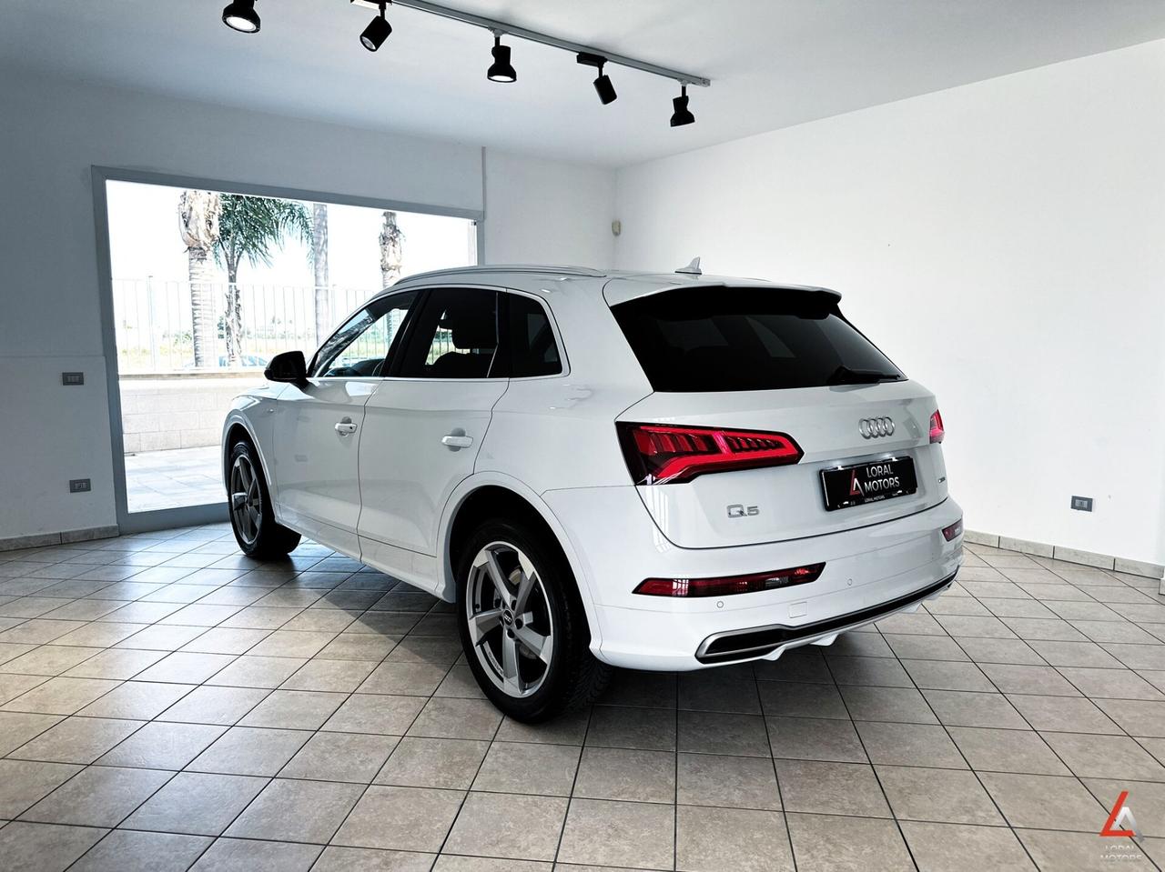 Audi Q5 40 TDI quattro S tronic S line plus