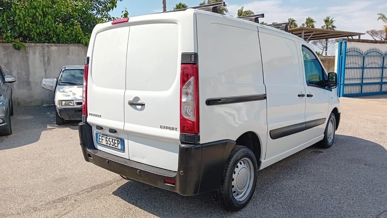 Peugeot expert cargo 3 post-2.0 hdi -12/2010
