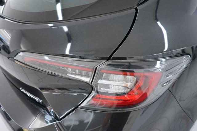 TOYOTA Corolla 1.8 Hybrid Business