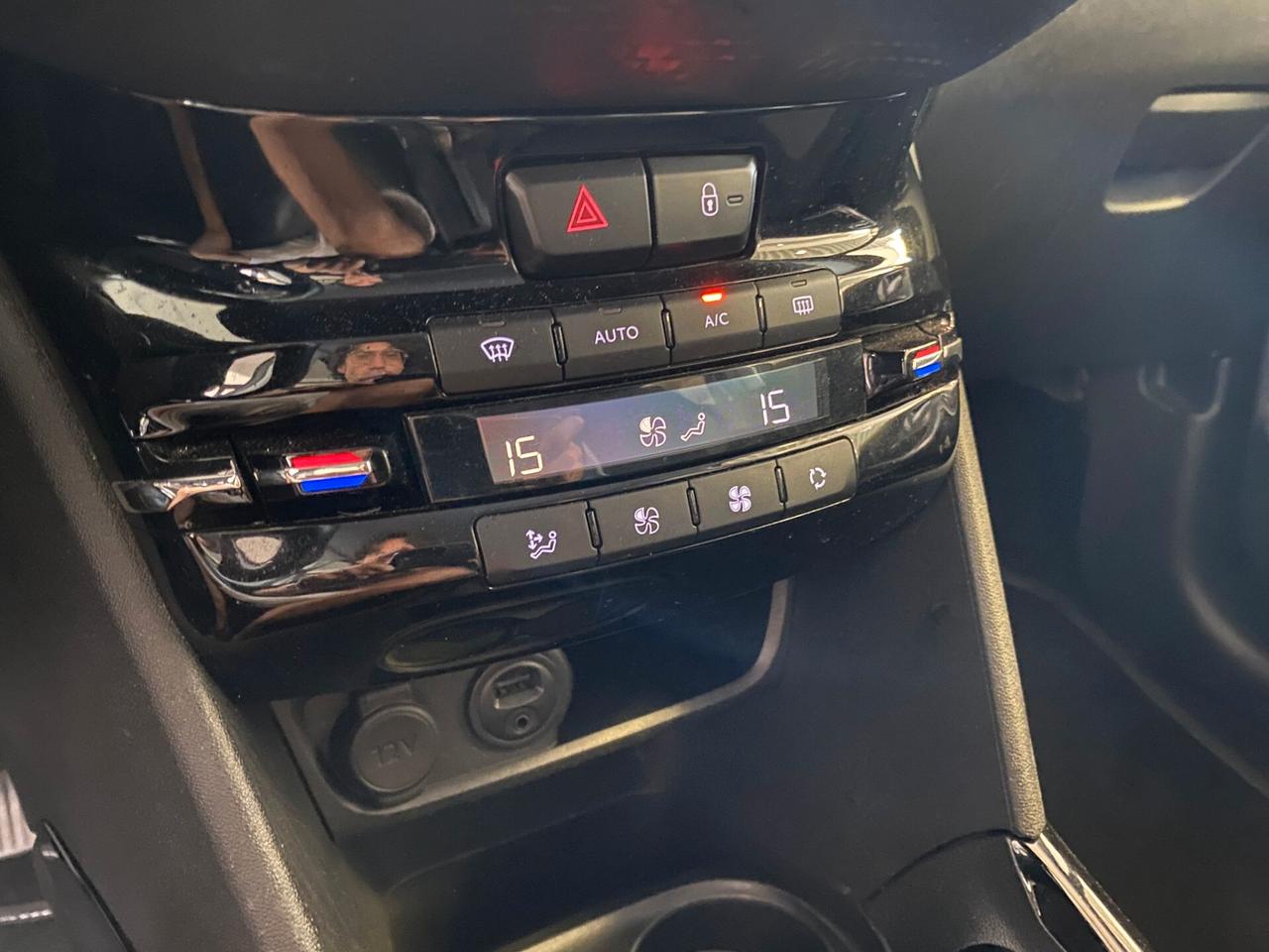 Peugeot 2008 1.6 BlueHDi 100 Allure UNiPRO/KMDOC