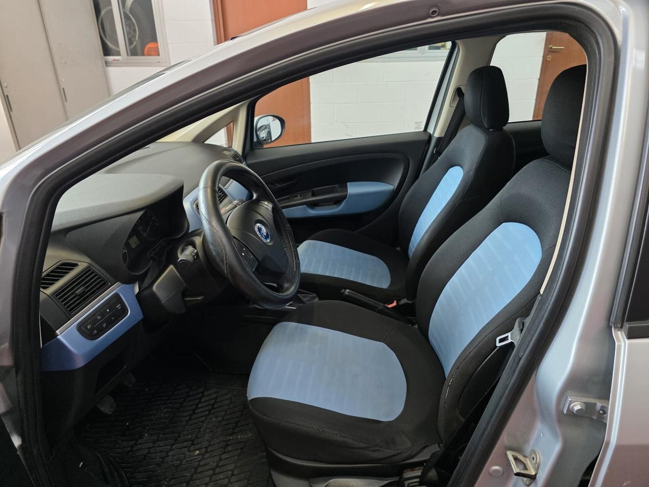 Fiat Punto GRANDE 1.3 MJT 90 CV 5P EMOTION