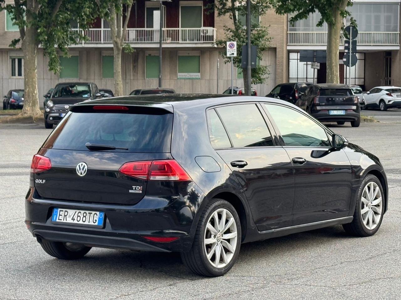 Volkswagen Golf Business 1.6 TDI DSG 5p. Highline BlueMotion Technology
