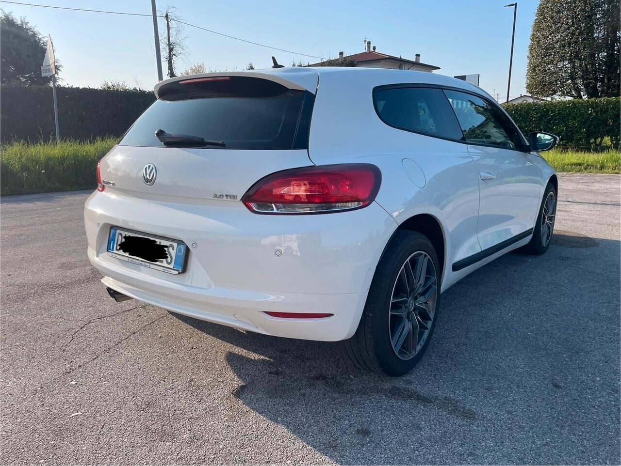 Volkswagen Scirocco 2.0 TDI 140CV DPF DSG