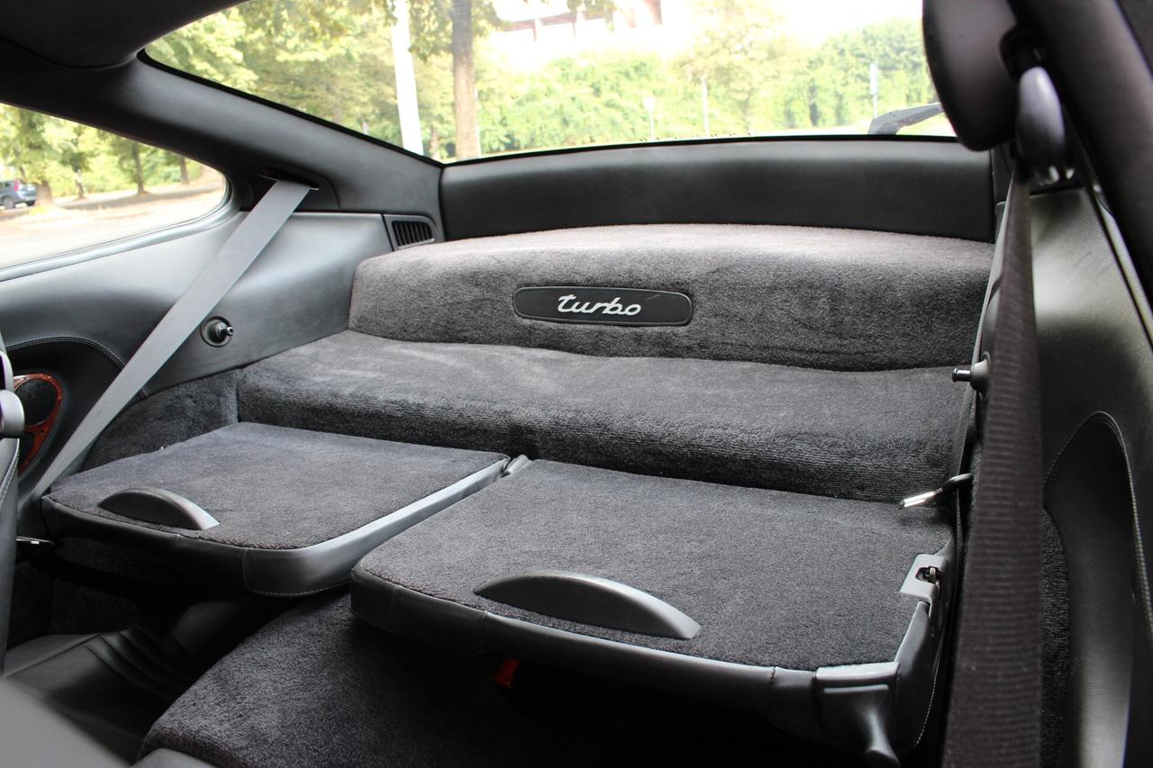 Porsche 911 996 Turbo cat Coupé