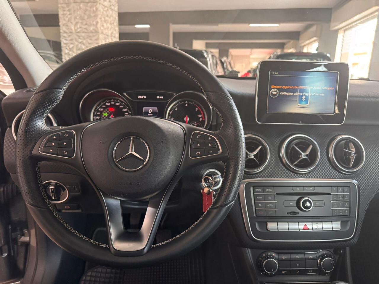 Mercedes-benz A 180 A 180 d Sport