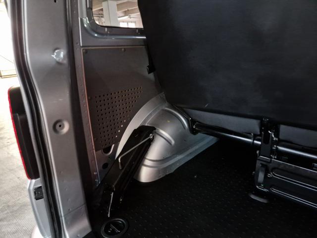 VOLKSWAGEN Transporter T6.1 2000 TDI CV.150 9 POSTI+DSG+CERCHI 17' UNIPRO