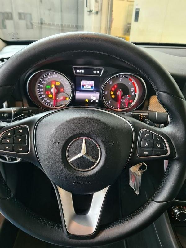 Mercedes-Benz GLA GLA 180 d Automatic Sport