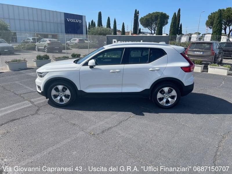 Volvo XC40 T2 Momentum Pro