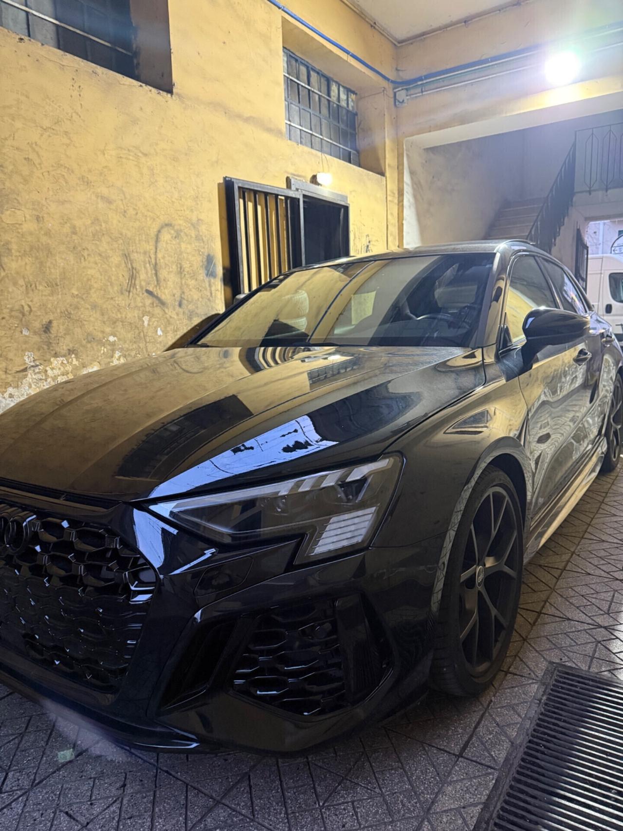 Audi A3 RS 3 SPB TFSI 400CV quattro S tronic 9000 km