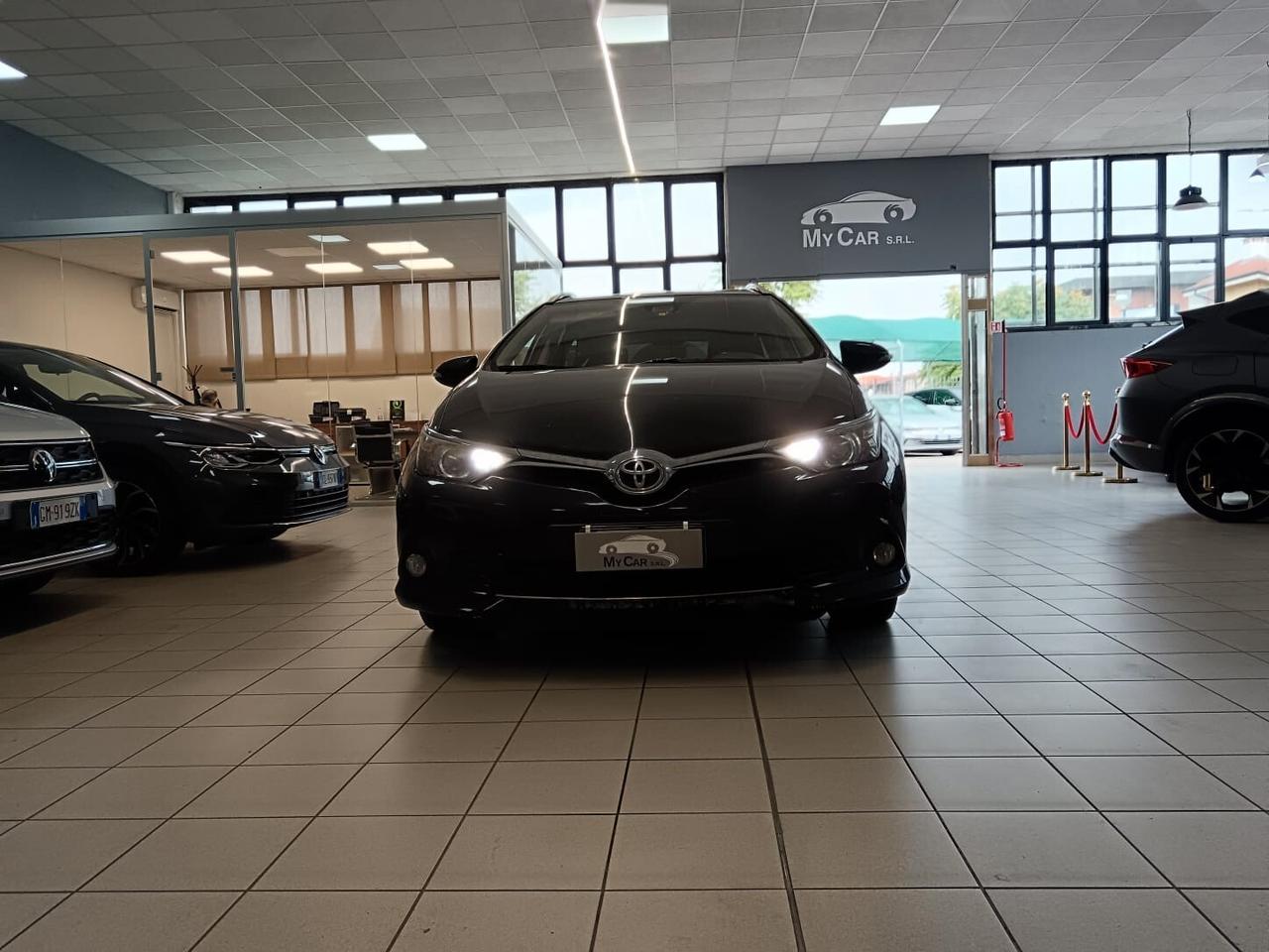 Toyota Auris Diesel Manuale