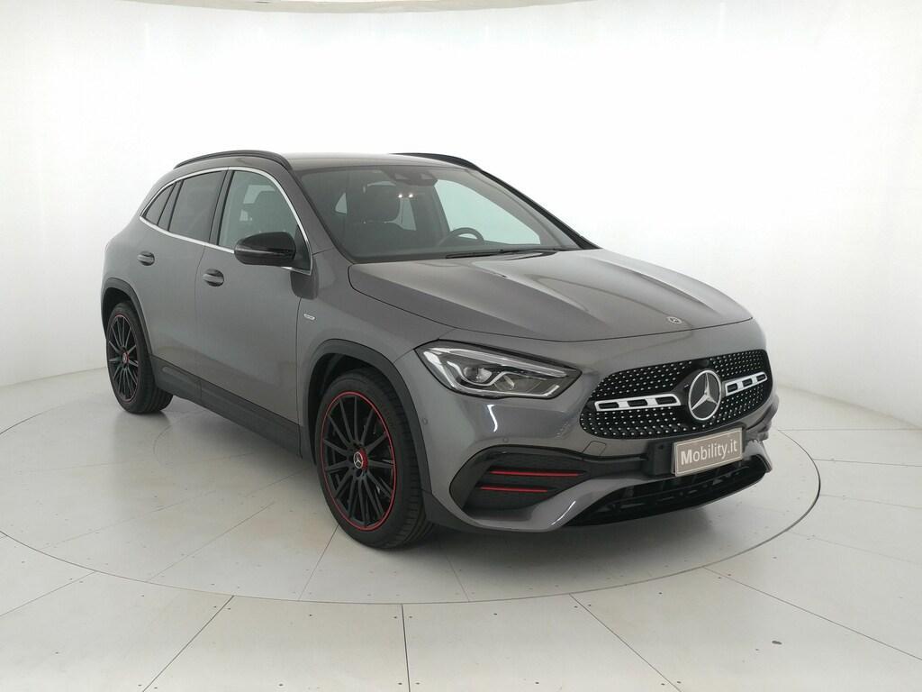 Mercedes GLA 200 200 Premium 7G-DCT