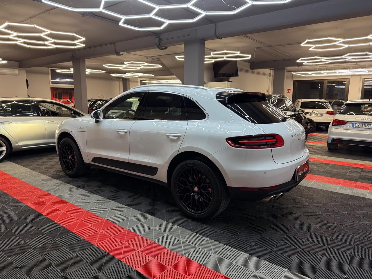 Porsche Macan 3.0 Diesel - FABIANOAUTO