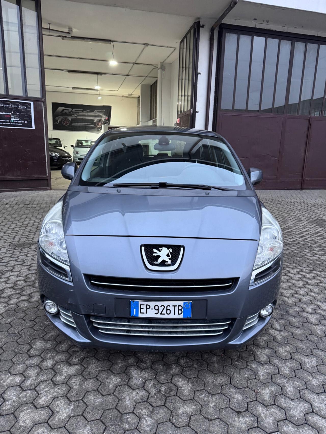 Peugeot 5008 1.6 HDi 112CV Business