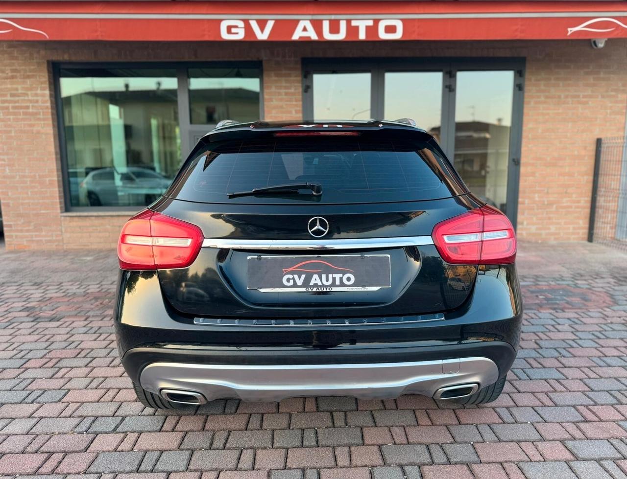 MERCEDES GLA 180d Premium