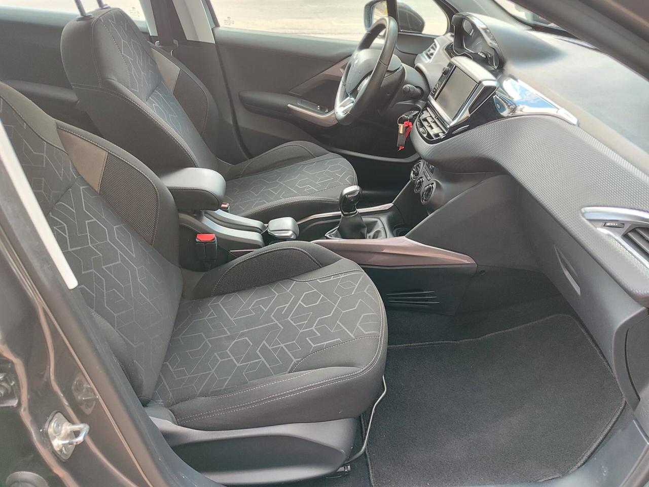Peugeot 2008 BlueHDi 100 CV Active 2016