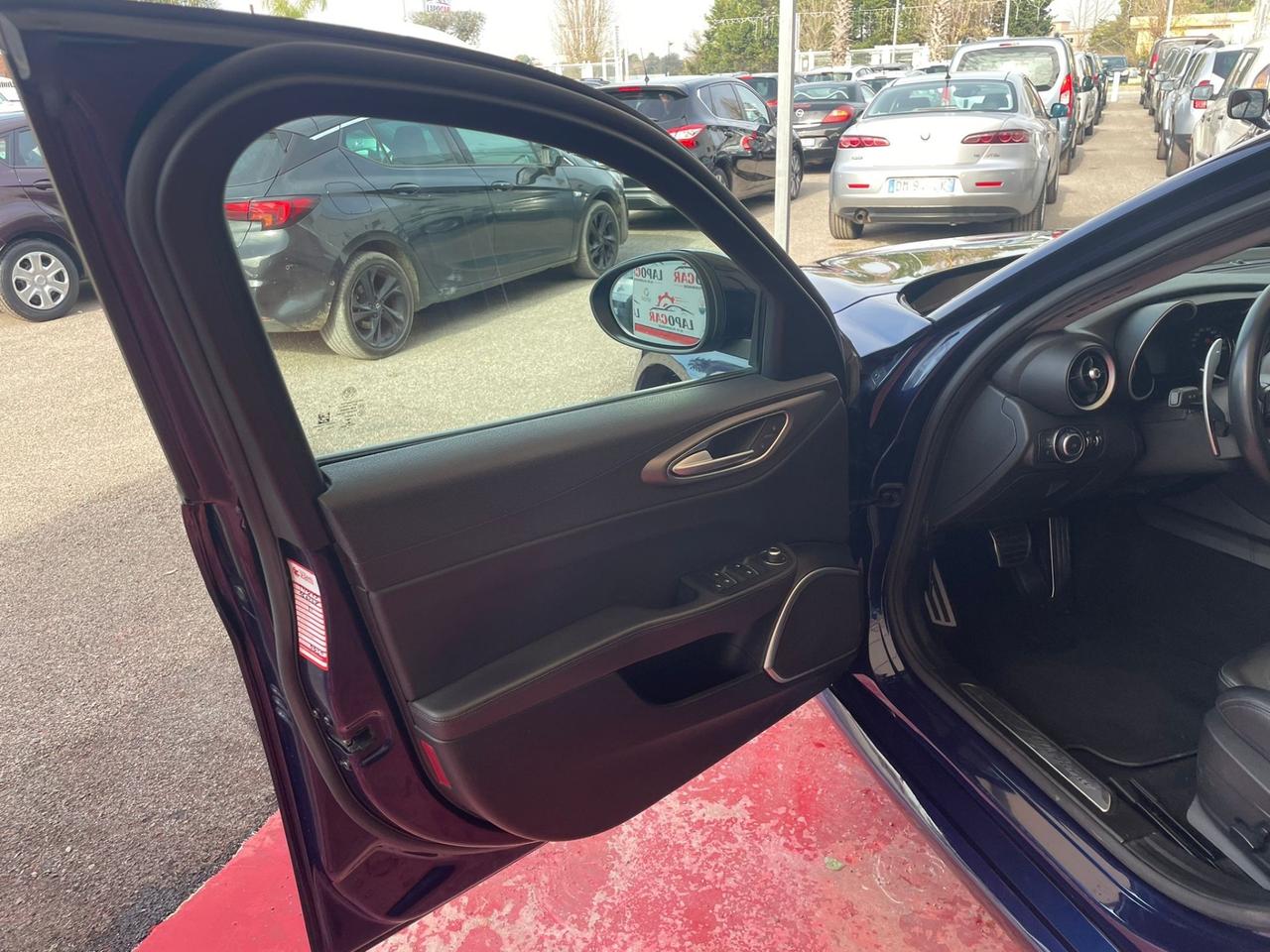 Alfa Romeo Giulia 2.0 Turbo 280 CV AT8 AWD Q4 Veloce