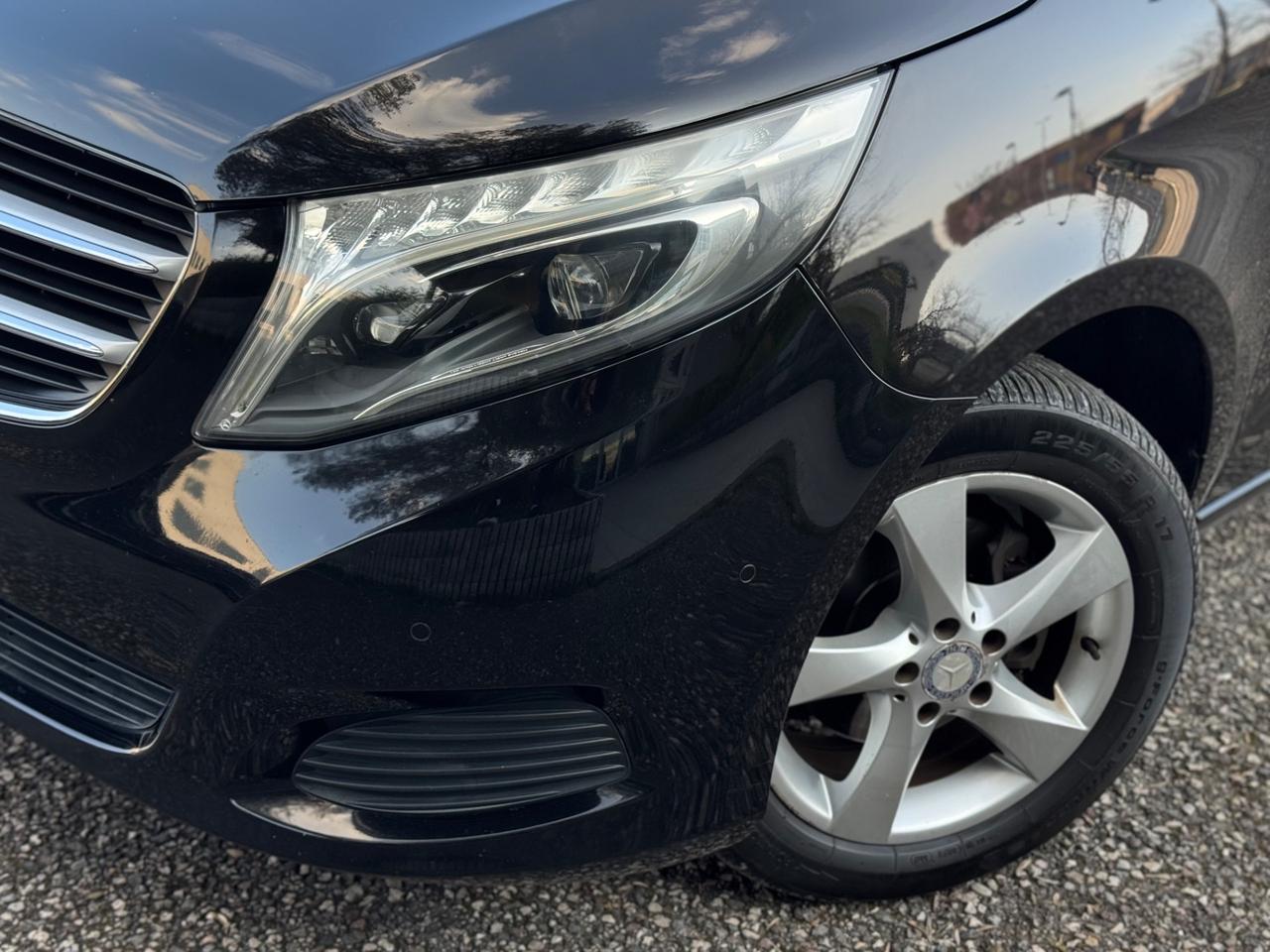 Mercedes V 220 CDI Premium Long 8 Posti
