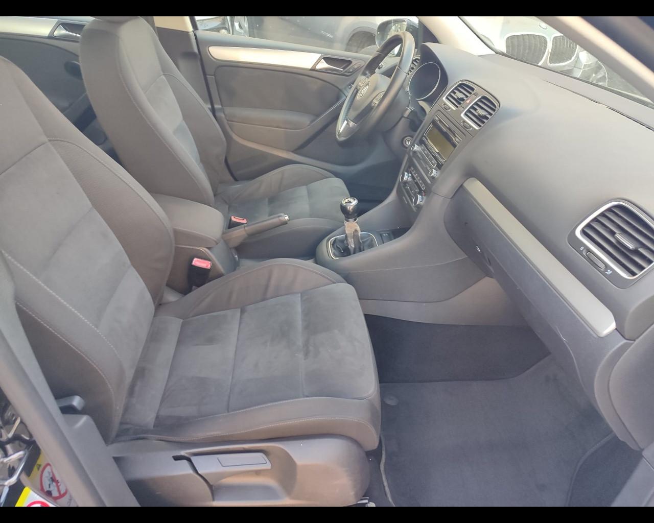 VOLKSWAGEN Golf 6ª serie - Golf 2.0 TDI 140CV DPF 4m. 5p. Highline