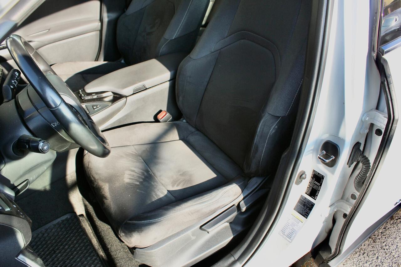 Lexus UX 250 H FULL HYBRID BUSINESS NAVY RETROCAMERA