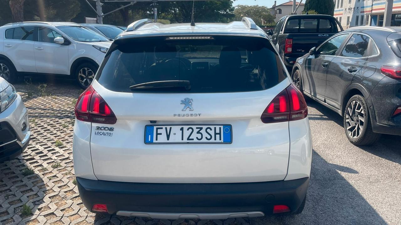 Peugeot 2008 BlueHDi 100 Allure