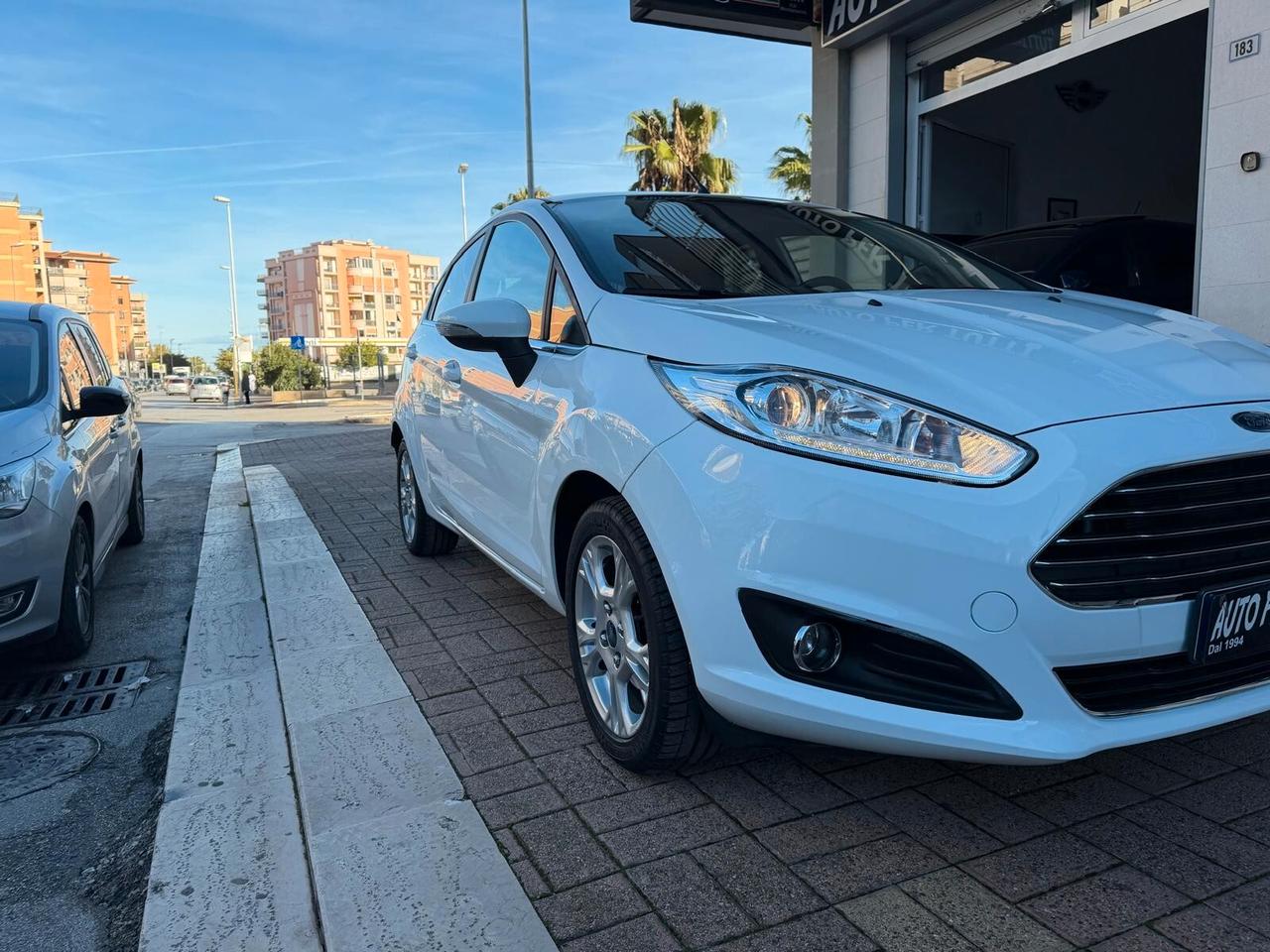 Ford Fiesta 1.5 TDCi 75CV 5p Titanium NAVI/LED