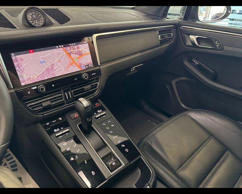 Porsche Macan 2.0 T