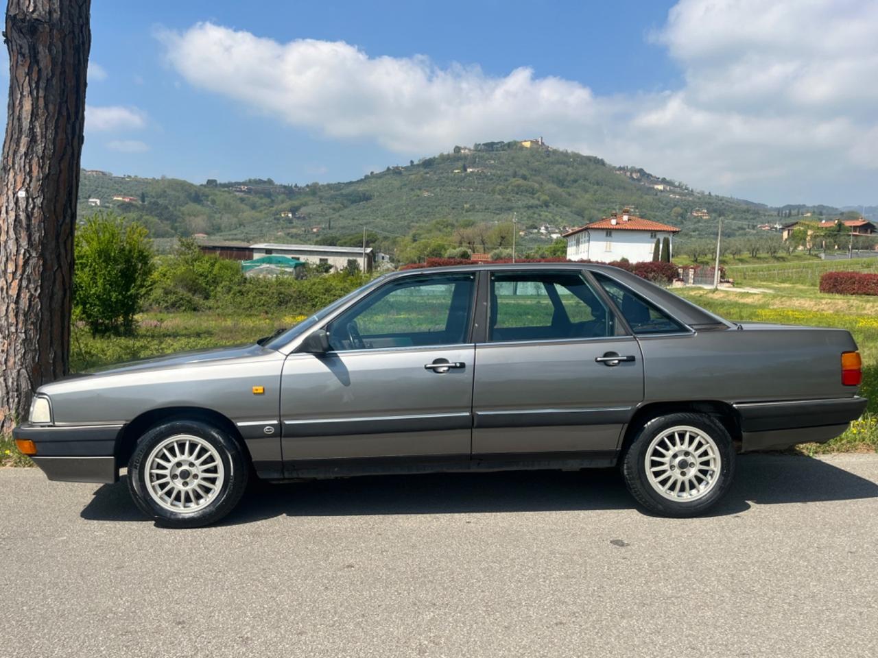 Audi 200 QUATTRO Turbo 2.2