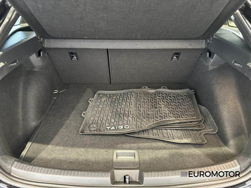 Volkswagen Taigo 1.0 TSI R-Line DSG