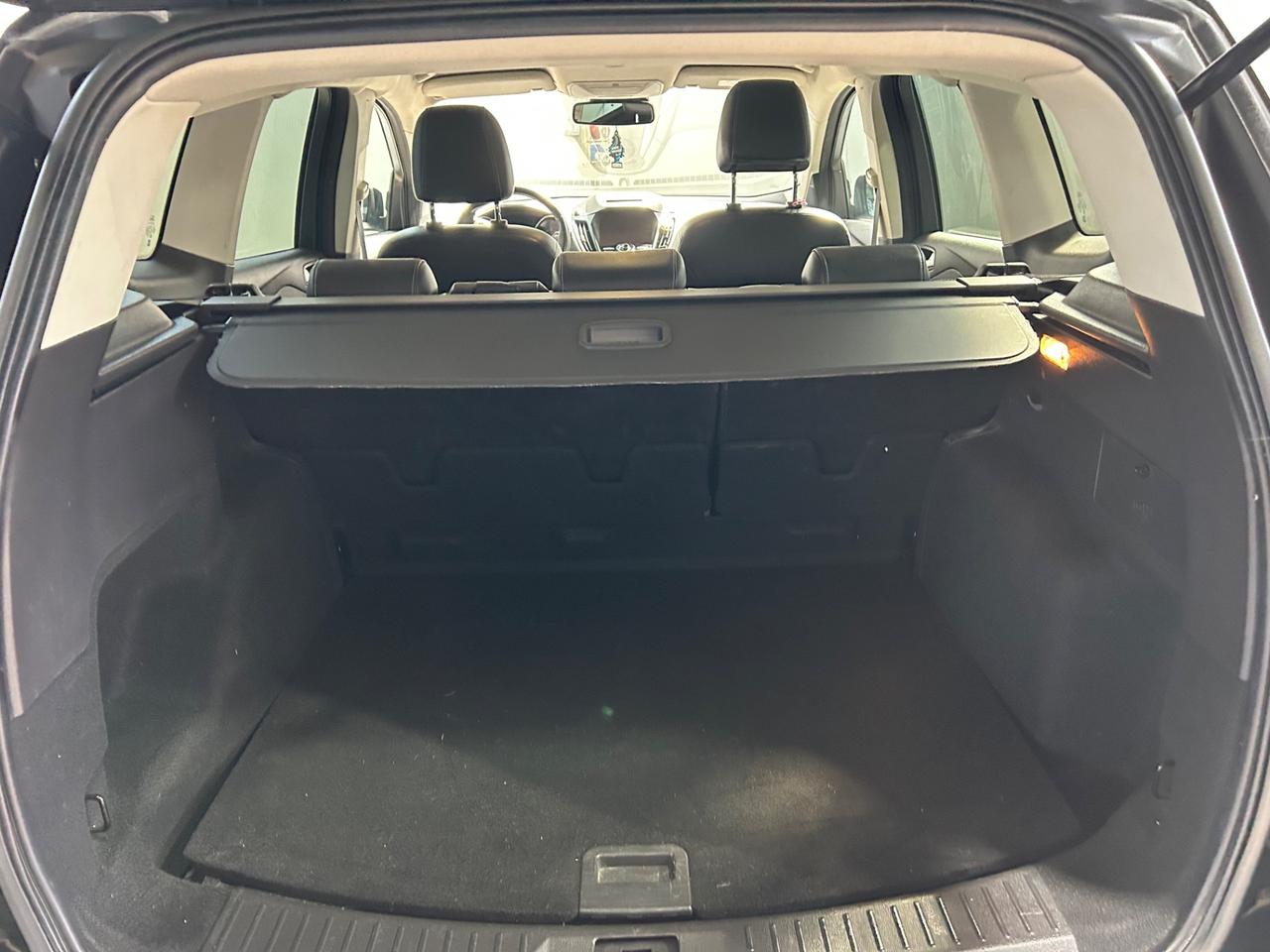 Ford Kuga 2.0 TDCI 150 CV S&S 4WD Powershift Titanium X