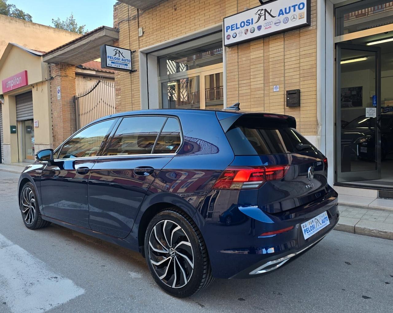 Volkswagen Golf VIII 2.0 TDI 150 cv DSG Style