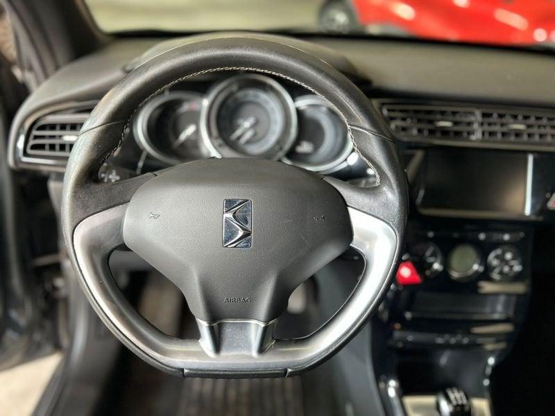 Citroën DS3 DS3 1.2 PureTech So Chic 82cv E6