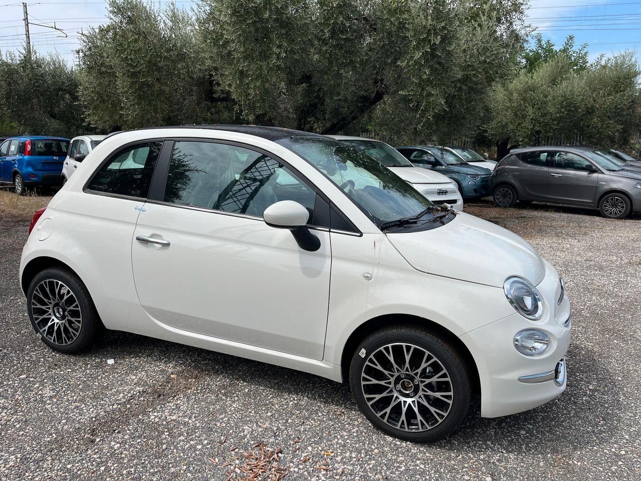 Fiat 500 C 1.0 Hybrid Dolcevita