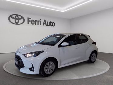 TOYOTA Yaris 1.5h active del 2023
