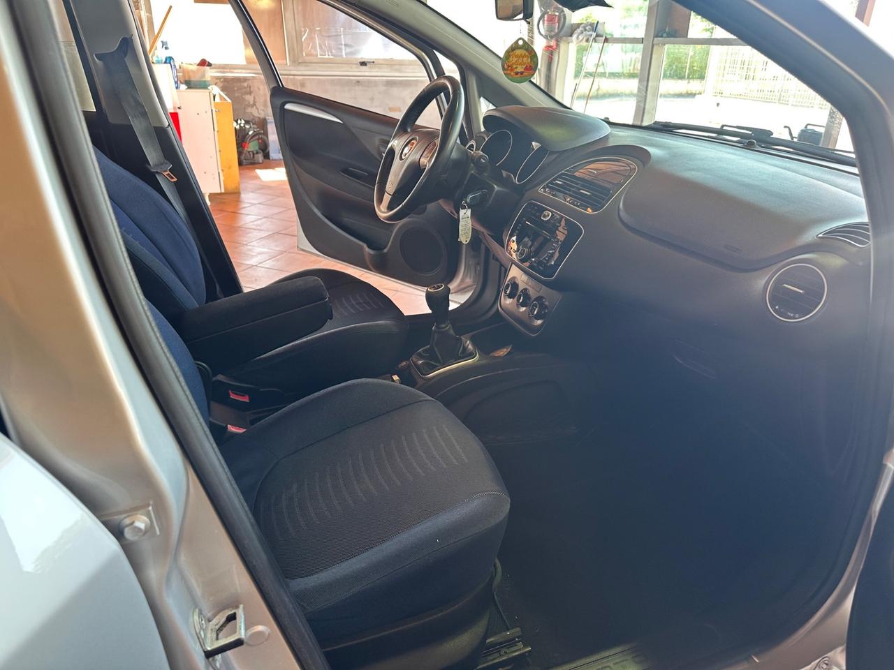 Fiat Punto 1.3 MJT II 75 CV 5 porte Street 2014