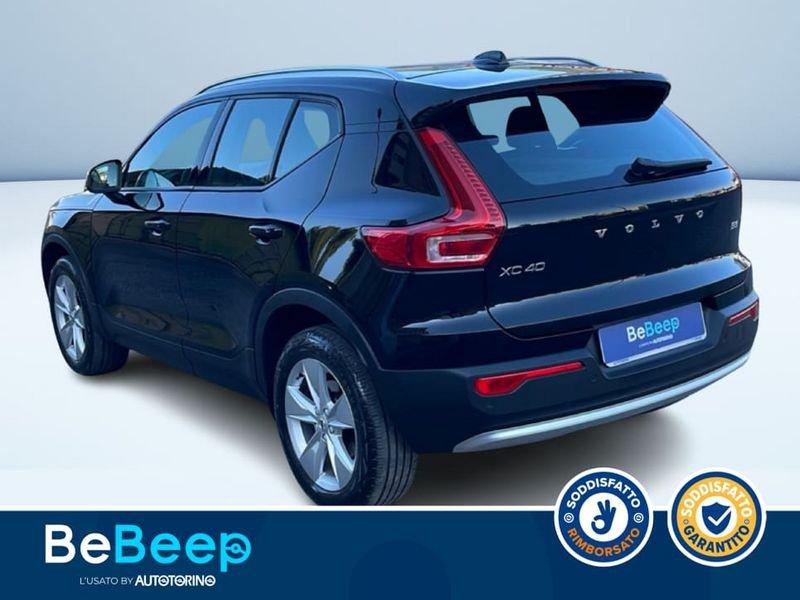 Volvo XC40 2.0 B3 CORE AUTO