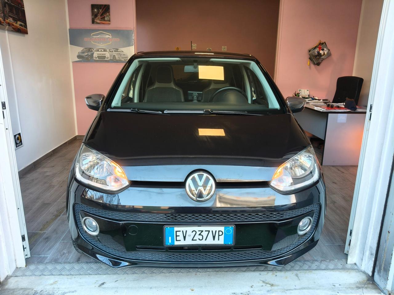 VOLKSWAGEN UP 1000 A METANO FULL OPTIONAL