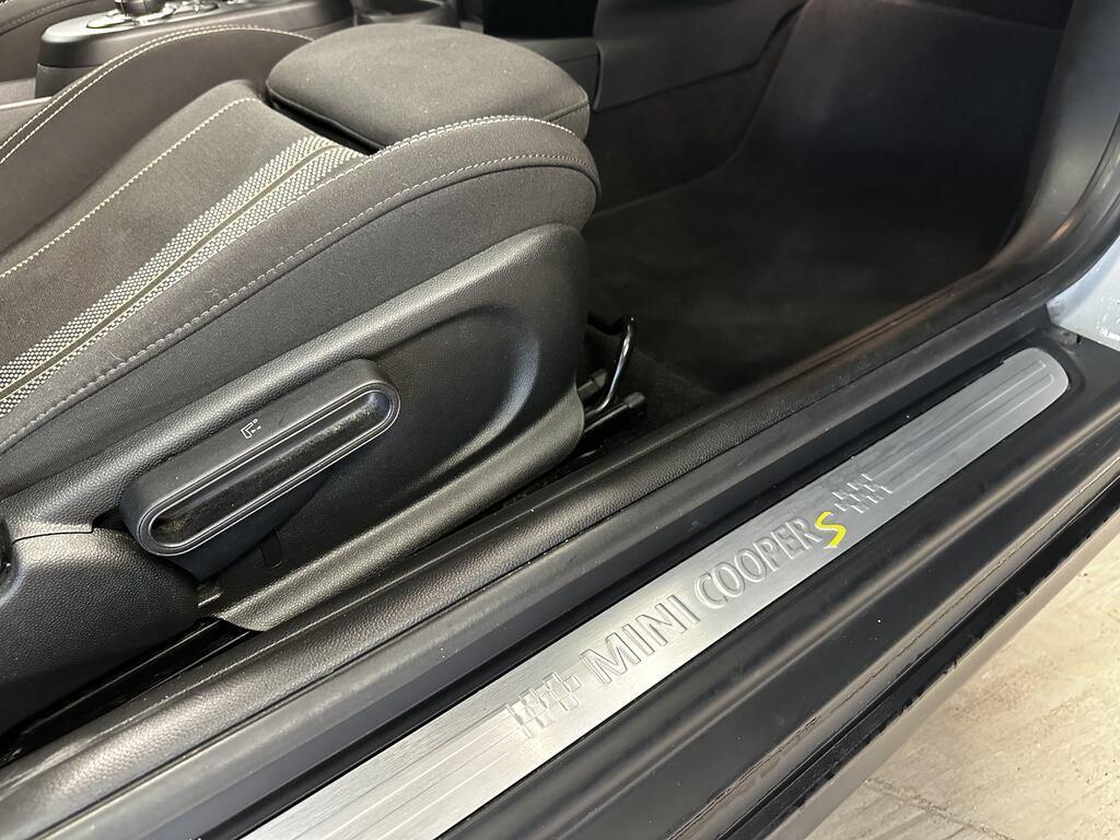 Mini Cooper SE 3p Classic auto