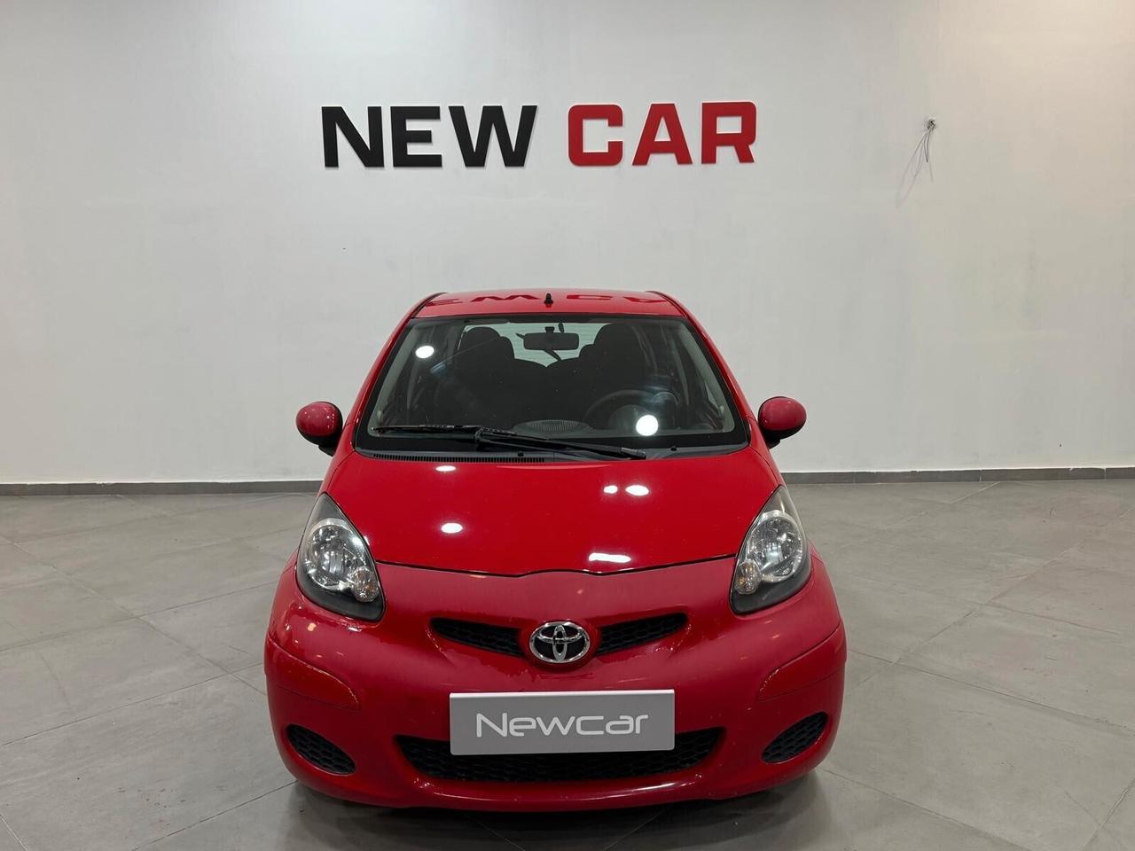Toyota Aygo 1.0 12V VVT-i 5 porte Sol