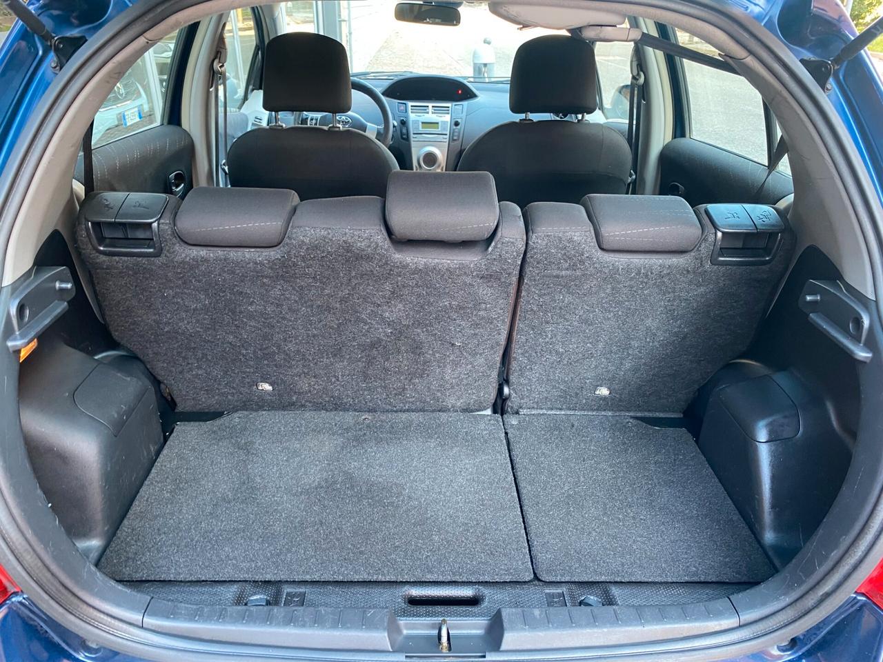 Toyota Yaris 1.0 5 porte Sol