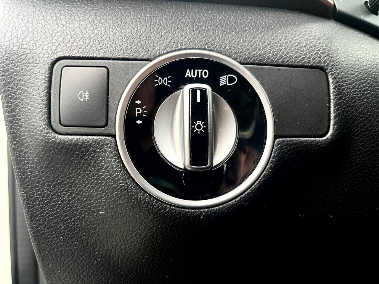 Mercedes-benz B Premium PLUS *TETTO*PELLE*NAVI*CERCHI18