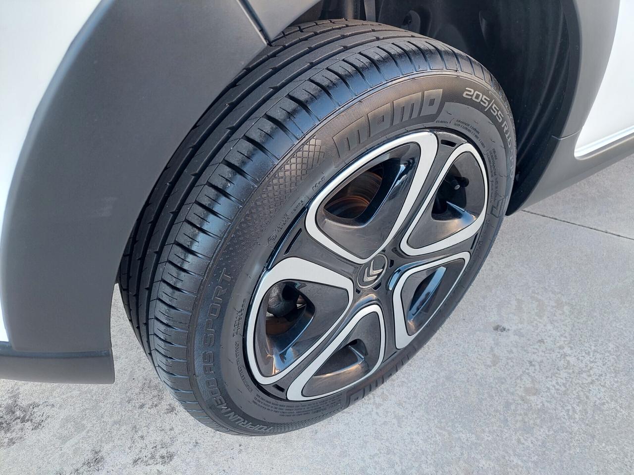 Citroen C3 BlueHDi 100CV S&S Shine 2022 6marce