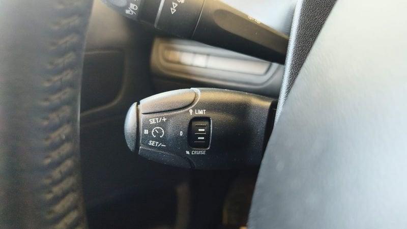 Peugeot 208 208 5p 1.2 puretech Active gpl 82cv