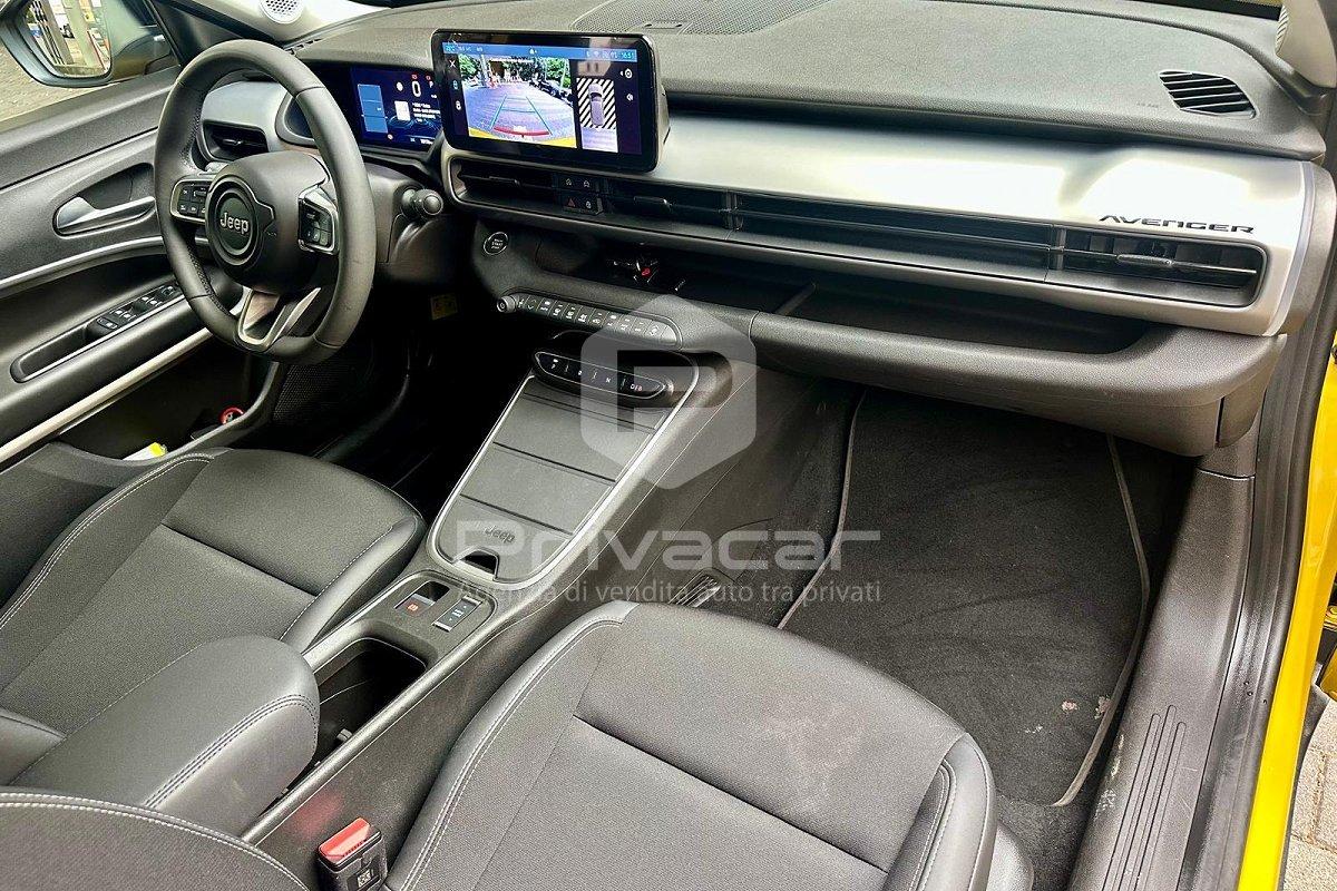 JEEP Avenger BEV Summit