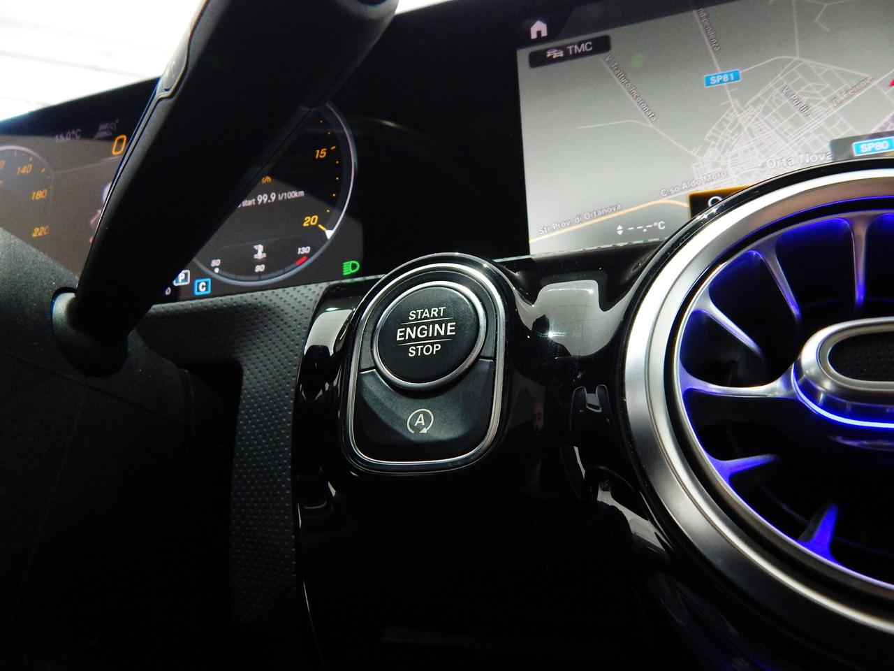 Mercedes-Benz CLA 180 d Coupe Premium AMG Aut. TETTO-NAVI-PELLE-PARK-LED