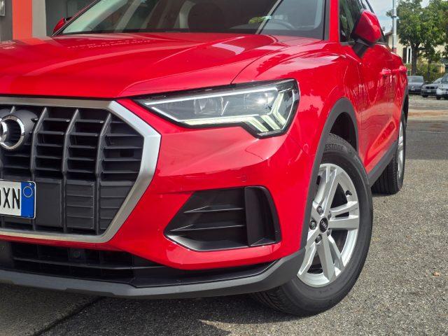 AUDI Q3 35 2.0 TDI S tronic UniPropietario ACC Radar LED