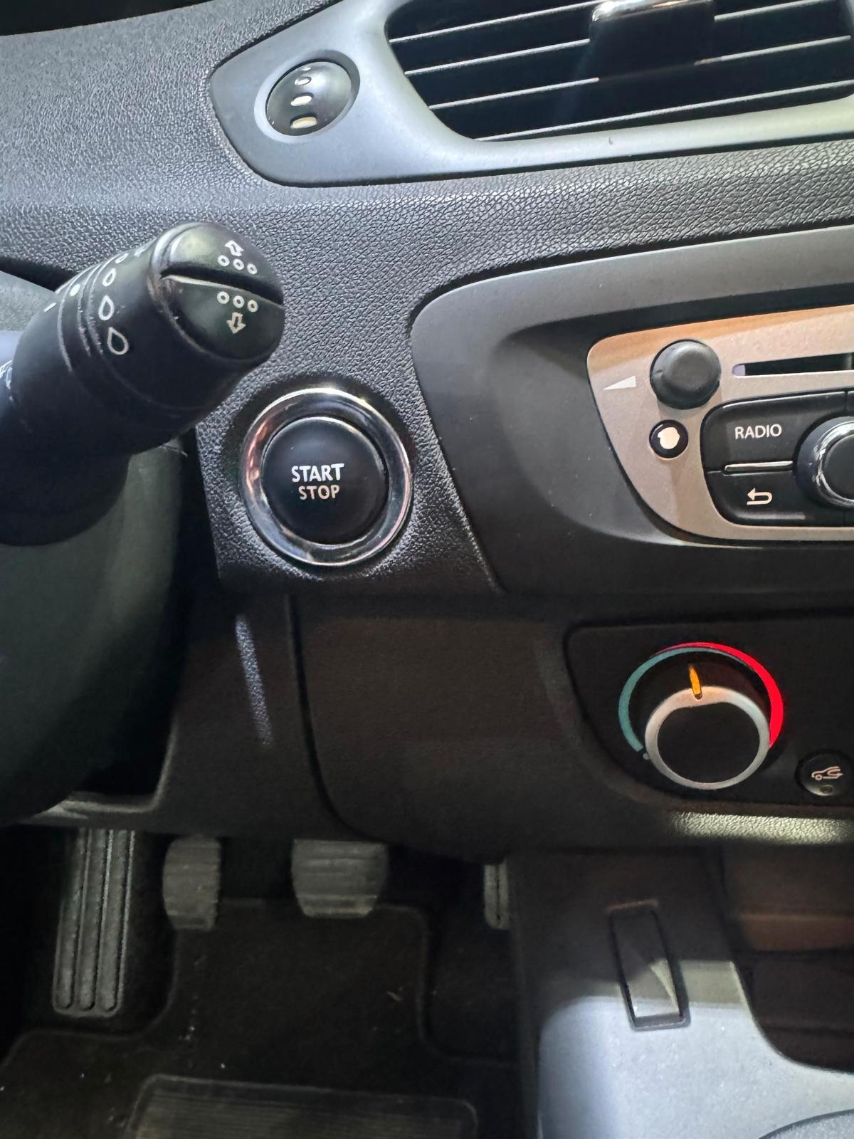 Renault Scenic Scénic XMod 1.6 GPL Wave