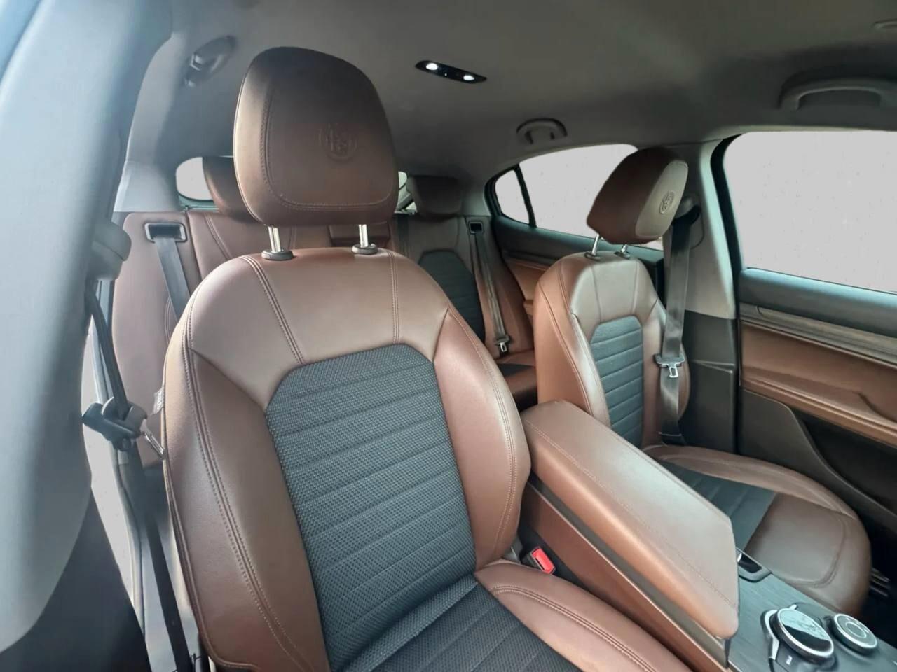 Alfa Romeo Stelvio 2.2 Turbodiesel 180 CV AT8 RWD Executive 03/2018