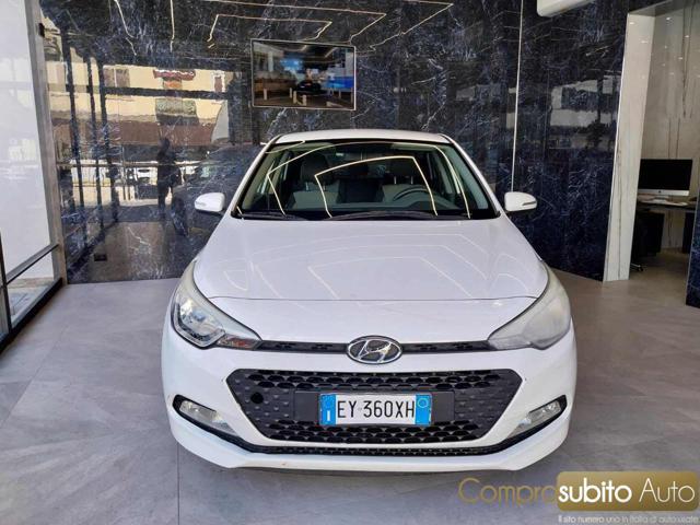 HYUNDAI i20 1.2 84 CV (Garanzia 12 Mesi)